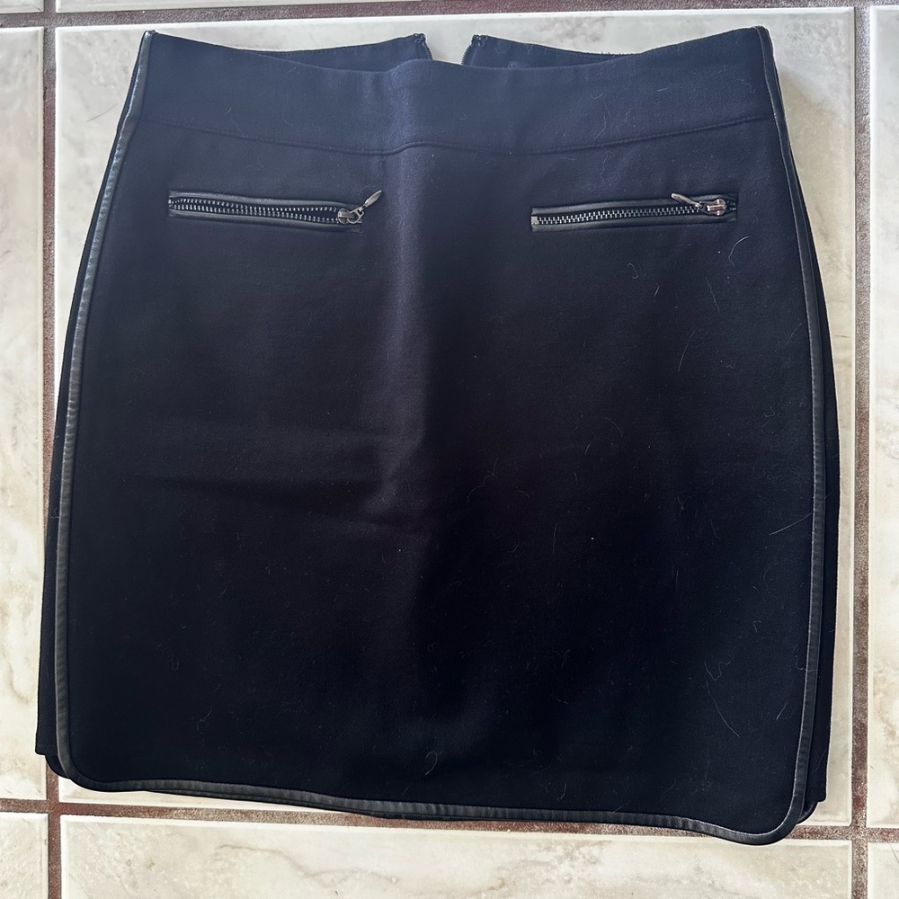 White House Black Market Skirt